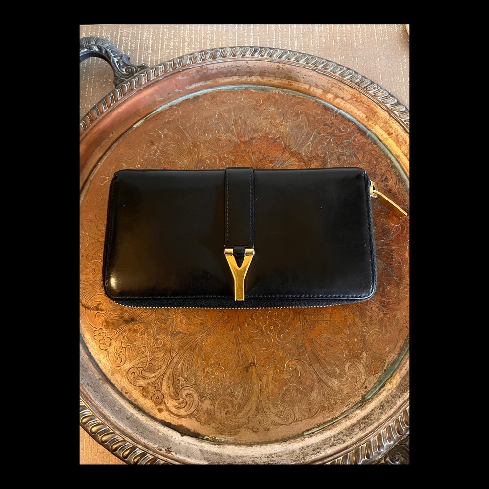 Authentic YSL “Y Ligne” Zip-Around Wallet